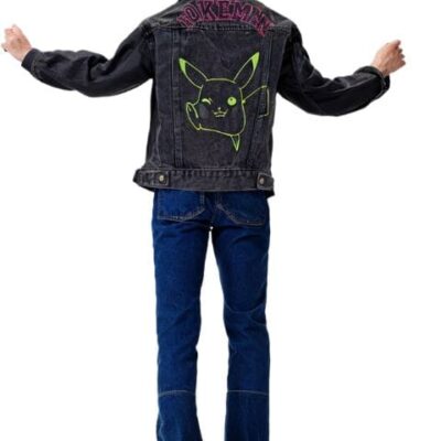veste pokemon fond blanc